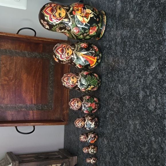 Vintage Russian Matryoshka 9 Piece Handpainted Nesting Wood Dolls - Picture 5 of 16